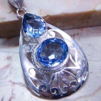 Collier Aigue-Marine or rose