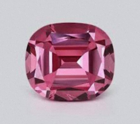 Pendentif Spinelle or rose